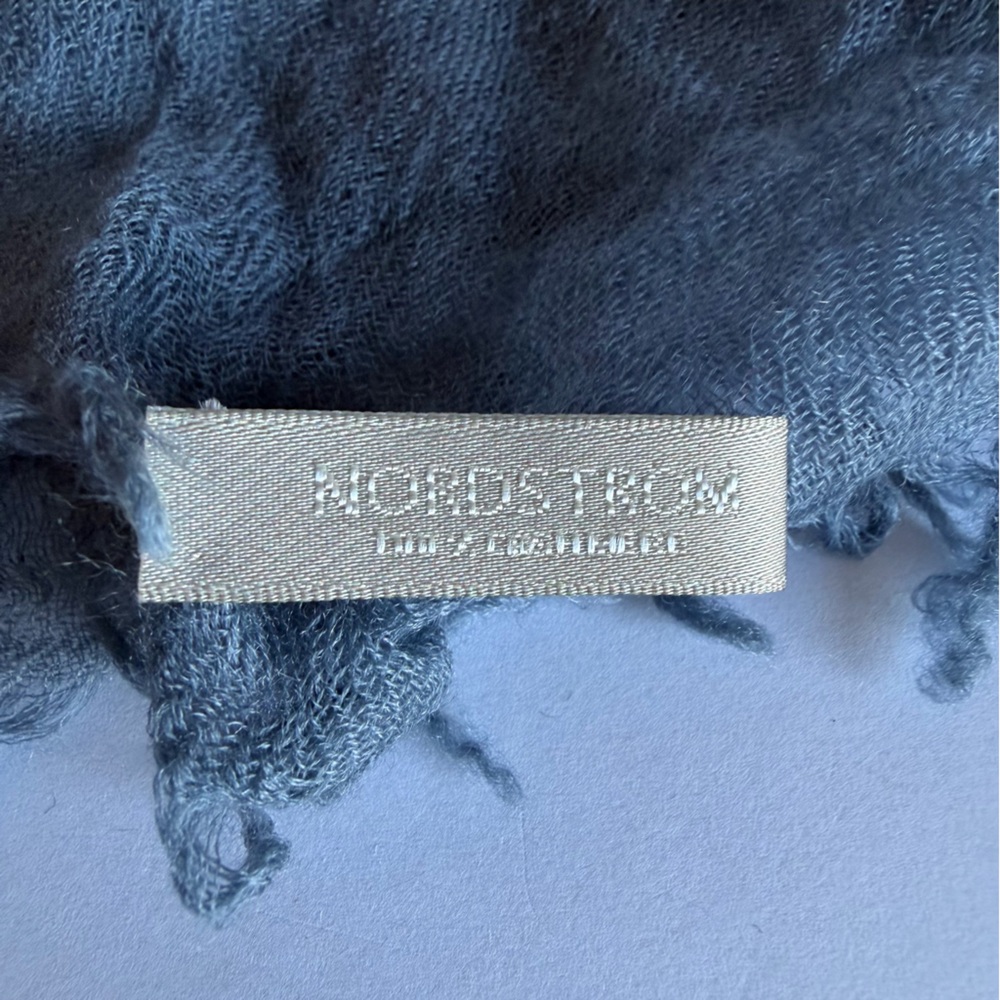 NORDSTROM | Featherweight 100% Cashmere Scarf Slate Blue - Picture 2 of 4